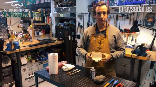 JUAN-CONDE-LIMPIAR-RIFLE