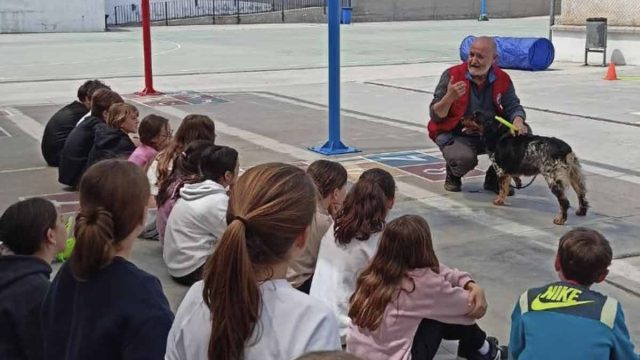 ESCUELA-DE-CAZA--MI-PERRO-ES-DE-CAZA
